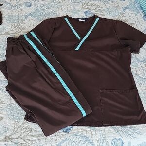 Nu Dimensions Brown and Aqua Scrub Set